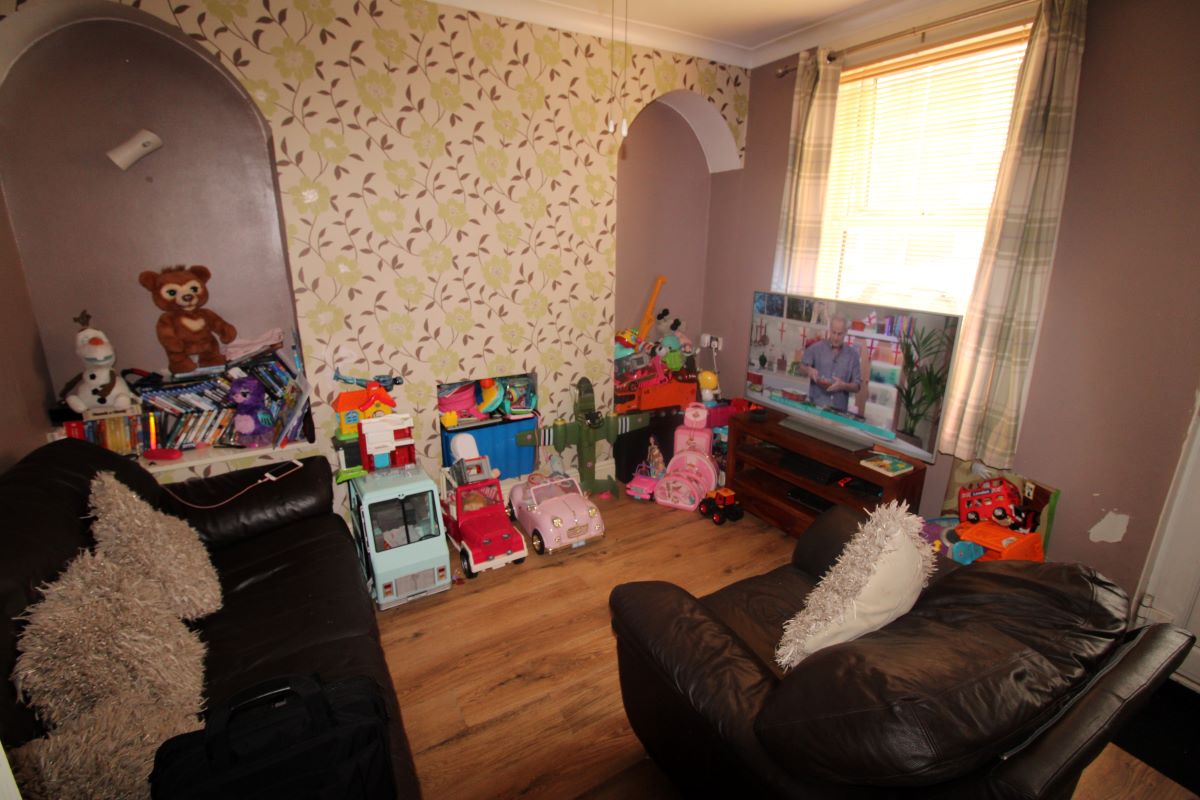 Doncaster, South Yorkshire, DN1 2RZ - Online Auctions