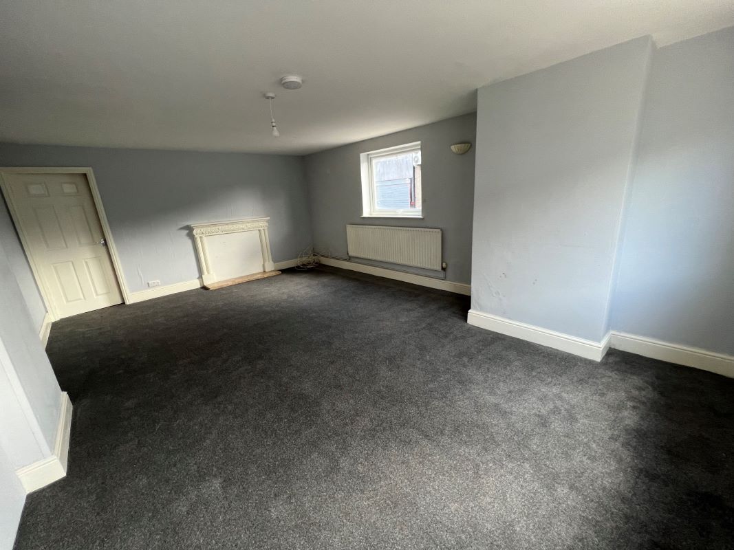 Grimsby, South Humberside, DN32 7JY - Online Auctions