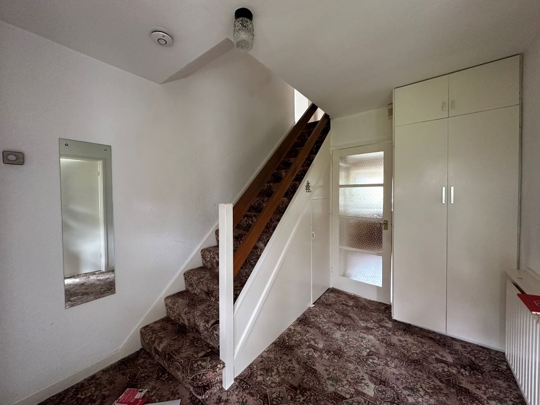 Sheffield, South Yorkshire, S17 4PP - Online Auctions