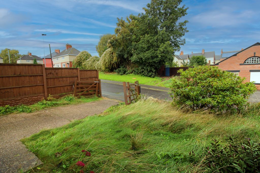 Collindridge Road, Wombwell, Barnsley, South Yorkshire, S73 0JG - Online Auctions
