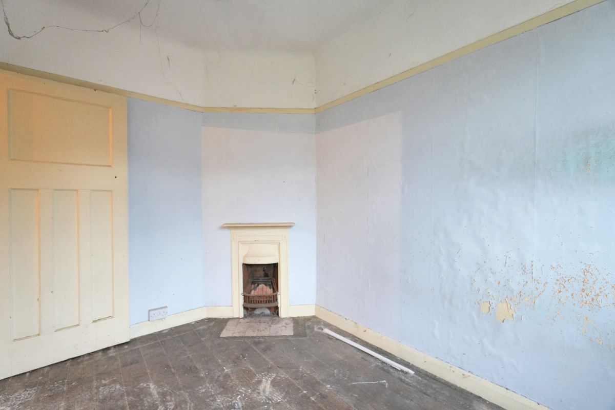 Birkenhead, Merseyside, CH41 9AA - Online Auctions