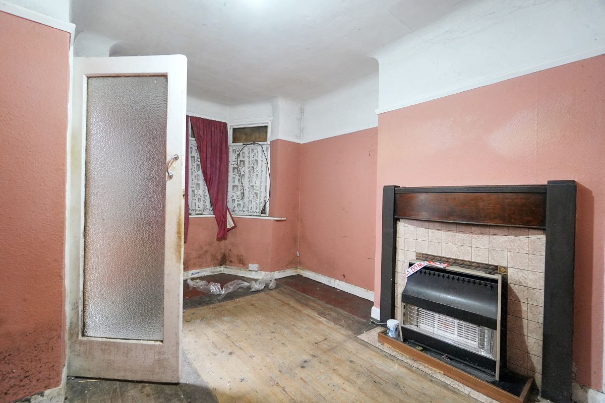 Birkenhead, Merseyside, CH41 9AA - Online Auctions