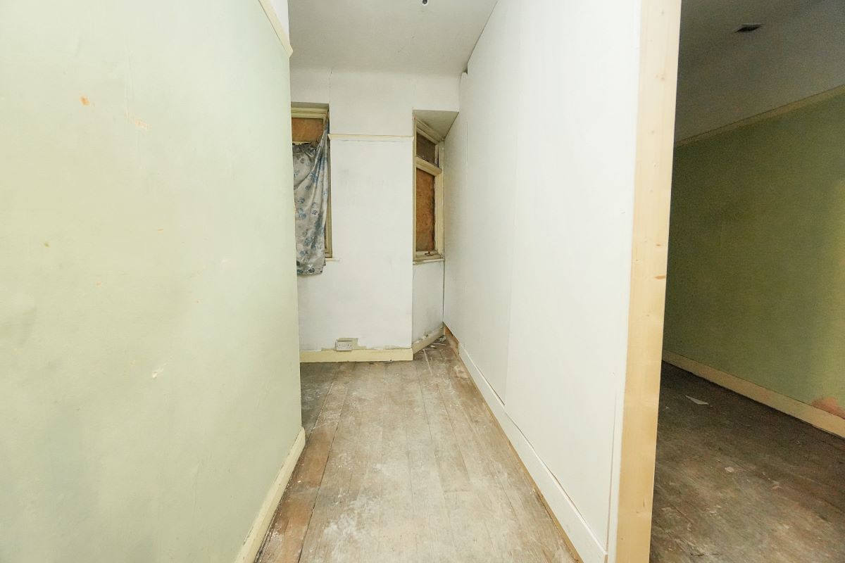Birkenhead, Merseyside, CH41 9AA - Online Auctions