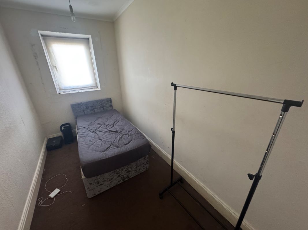 Great Houghton, Barnsley, South Yorkshire, S72 0DE - Online Auctions