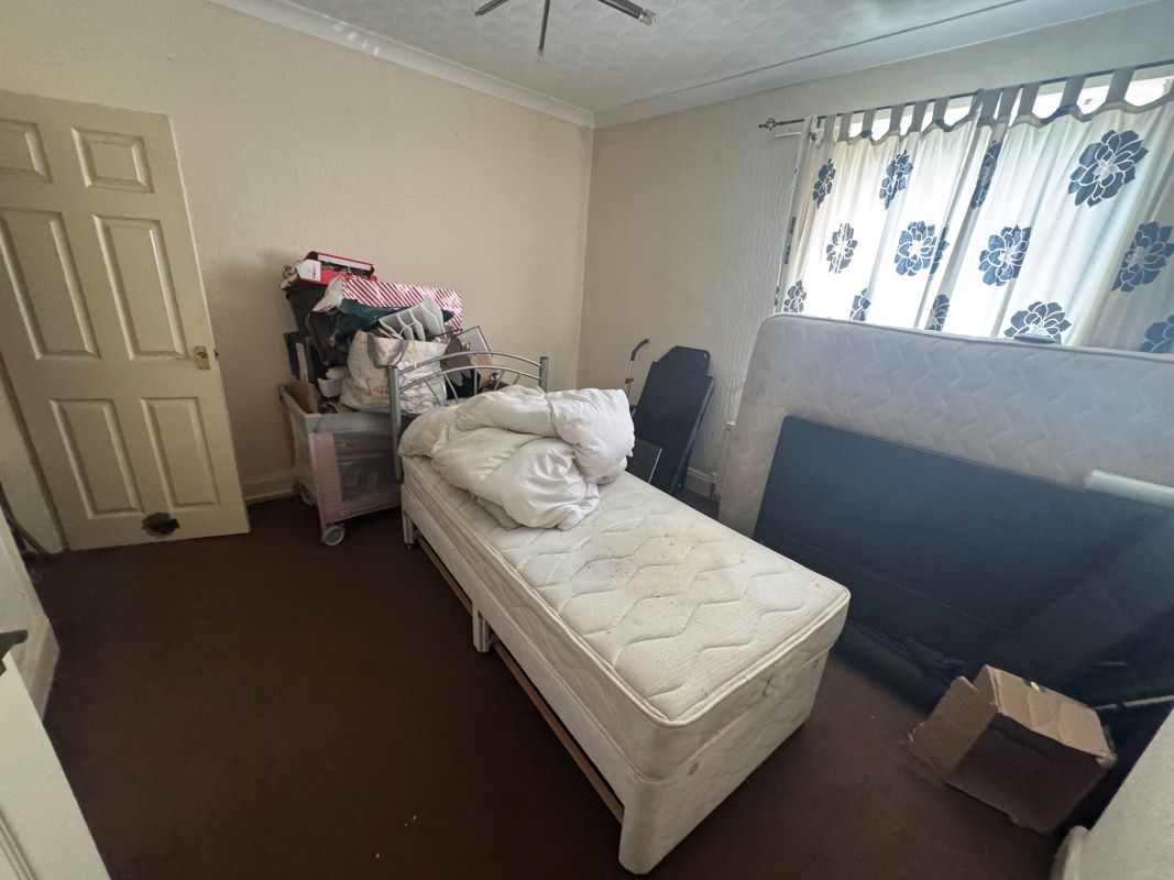 Great Houghton, Barnsley, South Yorkshire, S72 0DE - Online Auctions