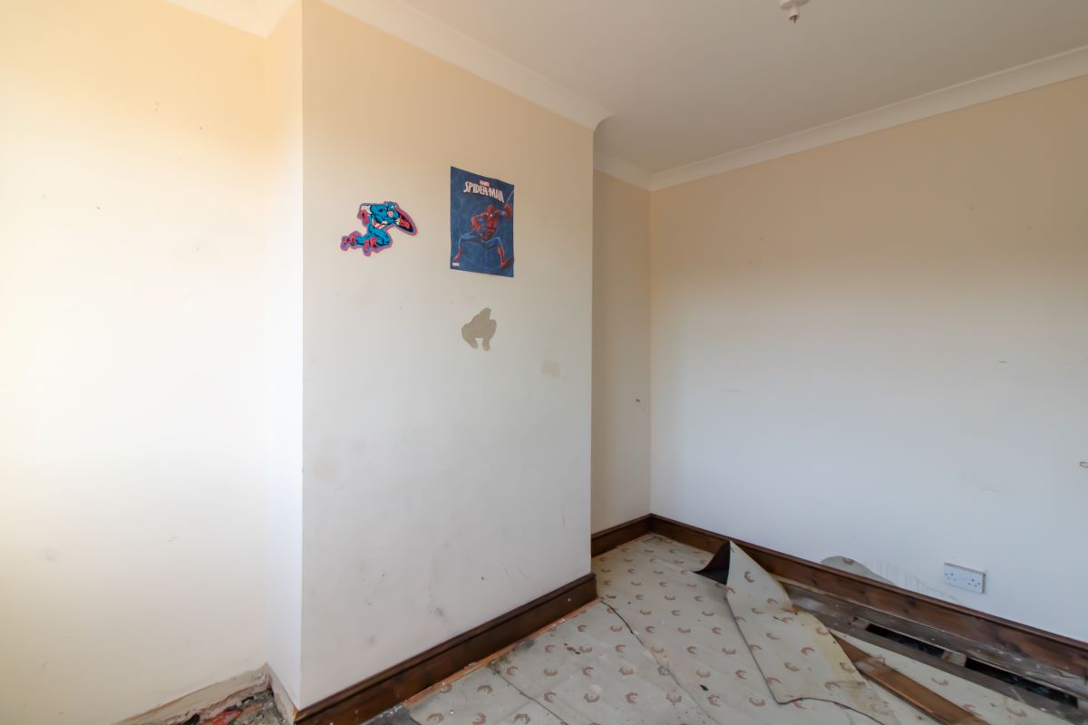 Horden, Peterlee, County Durham, SR8 4EL - Online Auctions