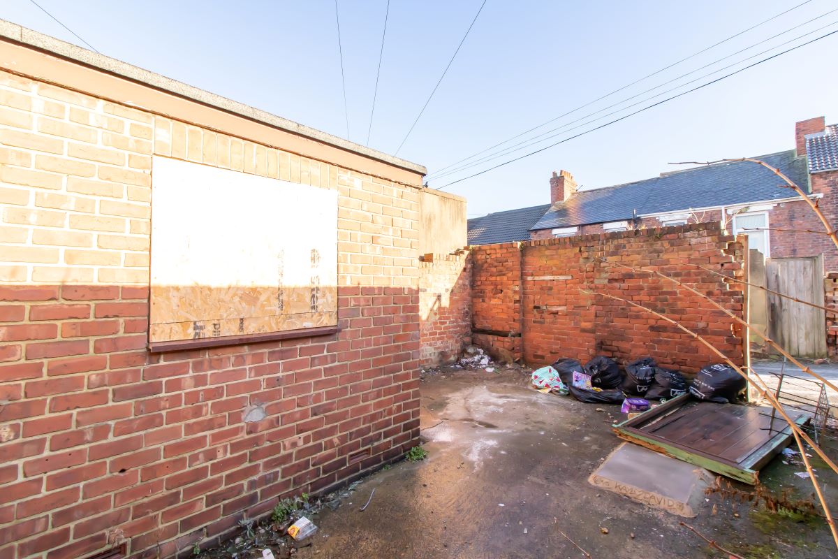 Horden, Peterlee, County Durham, SR8 4EL - Online Auctions