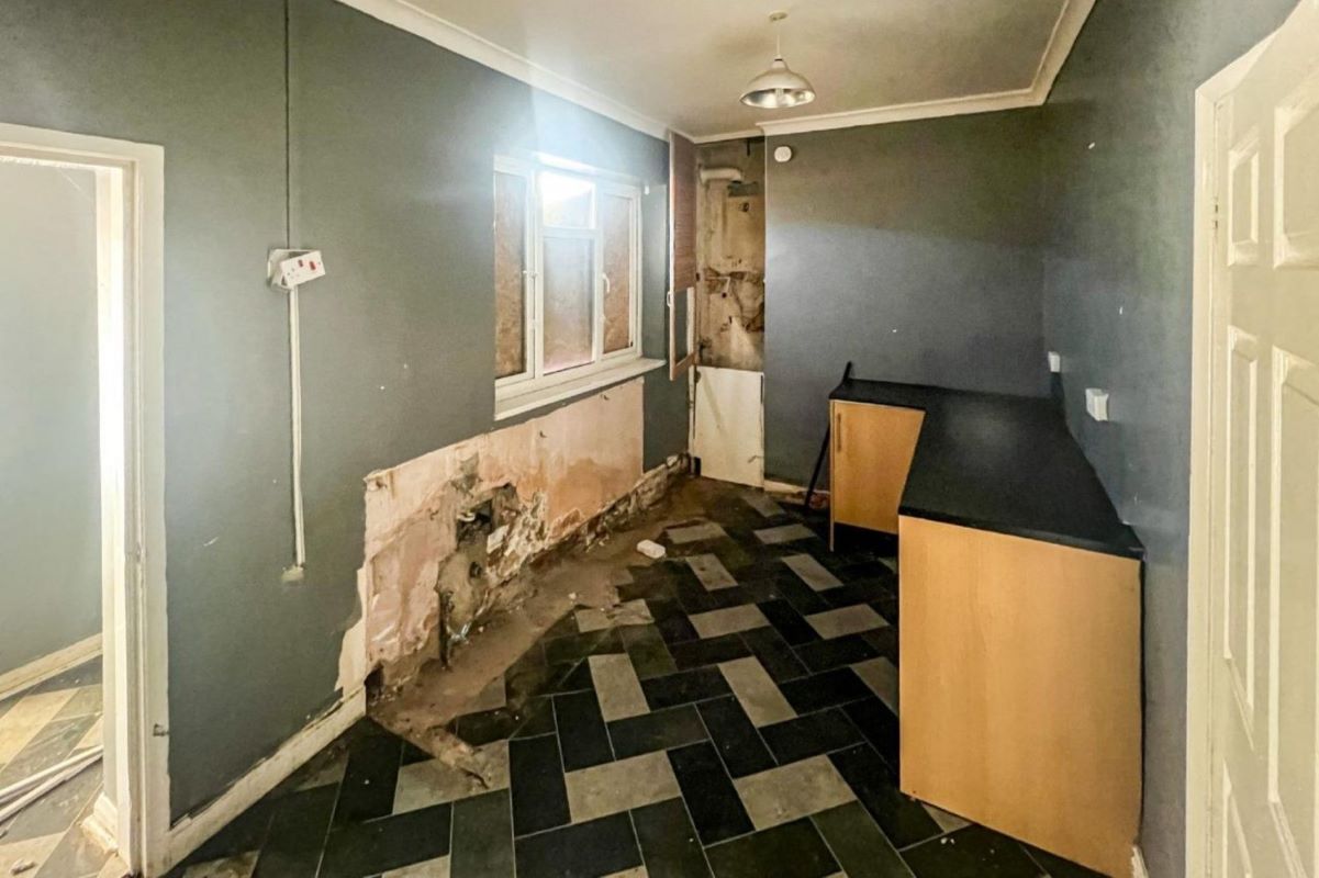Horden, Peterlee, County Durham, SR8 4EL - Online Auctions