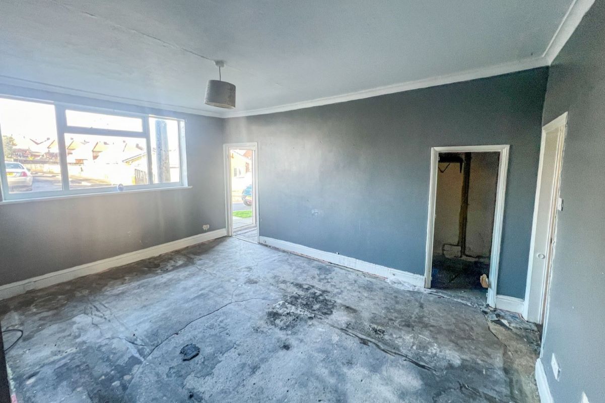 Horden, Peterlee, County Durham, SR8 4EL - Online Auctions
