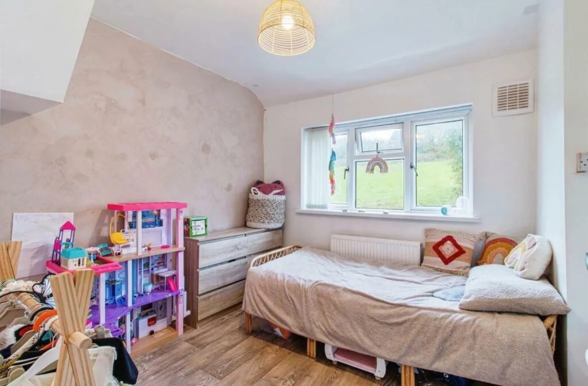 Pudsey, West Yorkshire, LS28 9JZ - Online Auctions