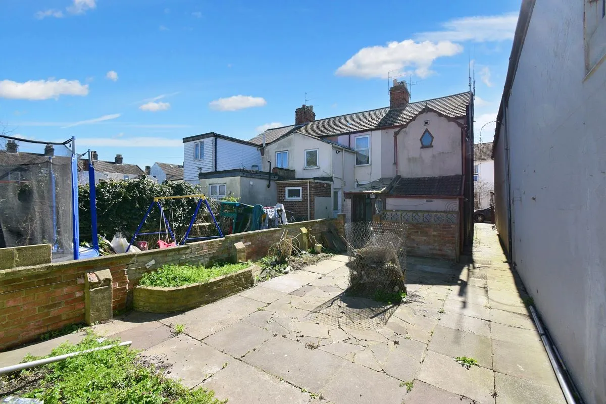 Great Yarmouth, Norfolk, NR31 0LB - Online Auctions