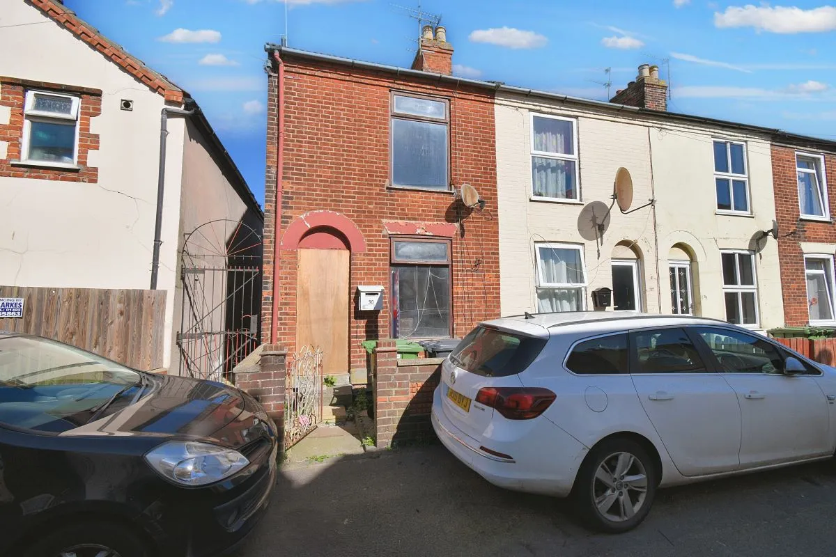 Great Yarmouth, Norfolk, NR31 0LB - Online Auctions