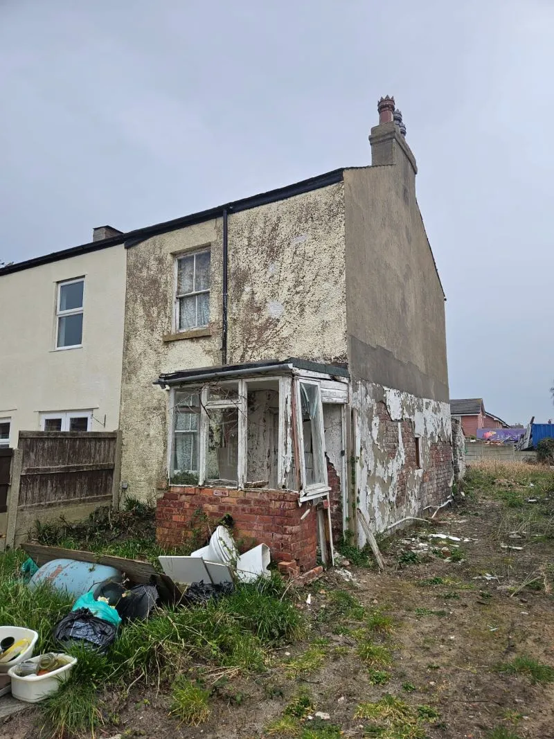 Southport, Merseyside, PR9 7BQ - Online Auctions