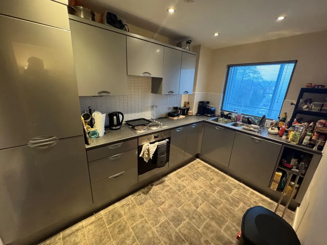 323 Bramall Lane, Sheffield, South Yorkshire, S2 4RQ - Online Auctions