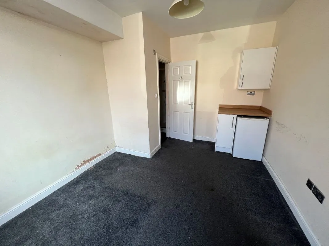 Doncaster, South Yorkshire, DN2 4BN - Online Auctions