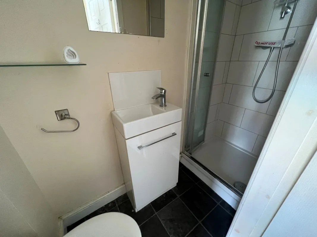 Doncaster, South Yorkshire, DN2 4BN - Online Auctions