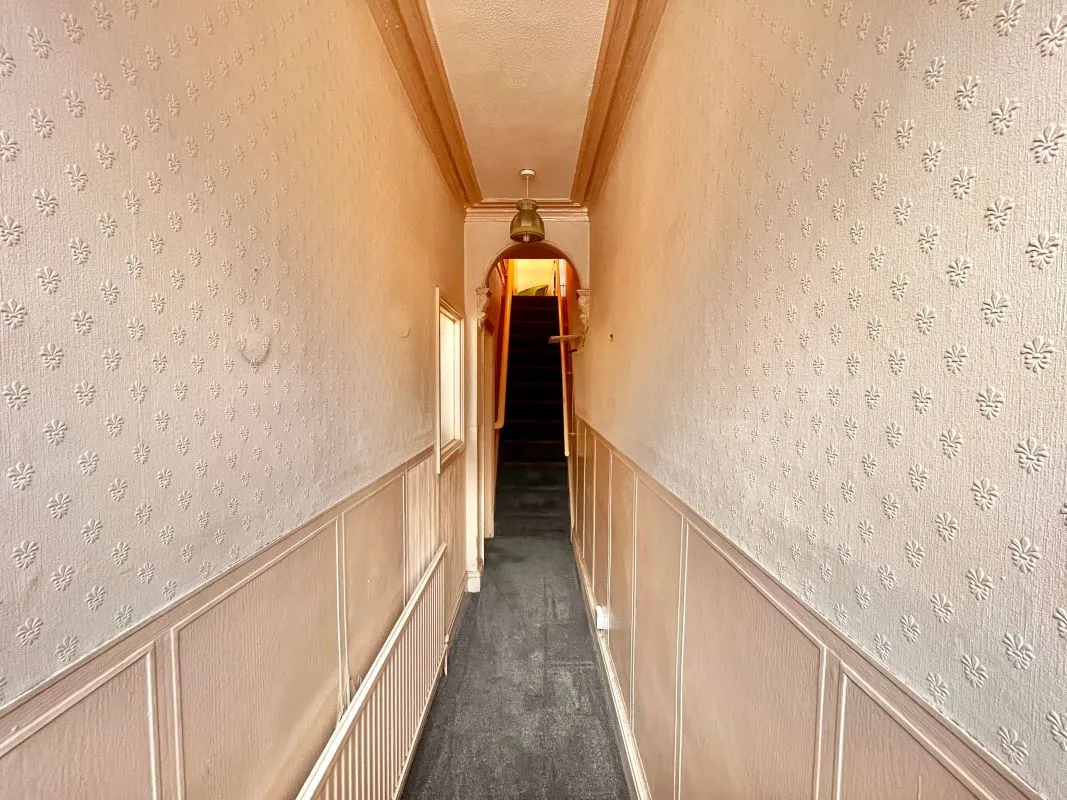 Doncaster, South Yorkshire, DN4 8AG - Online Auctions