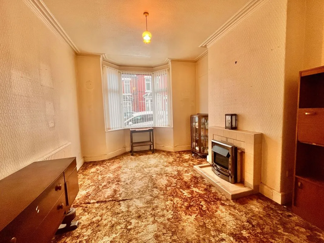 Doncaster, South Yorkshire, DN4 8AG - Online Auctions