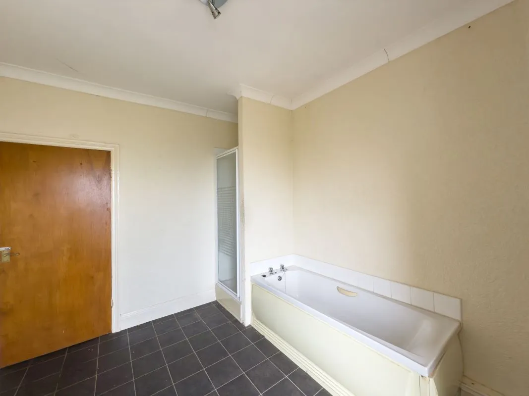 Chopwell, Newcastle upon Tyne, Tyne and Wear, NE17 7HZ - Online Auctions