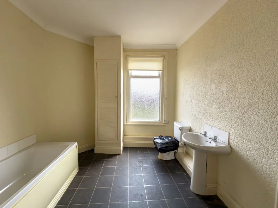 Chopwell, Newcastle upon Tyne, Tyne and Wear, NE17 7HZ - Online Auctions