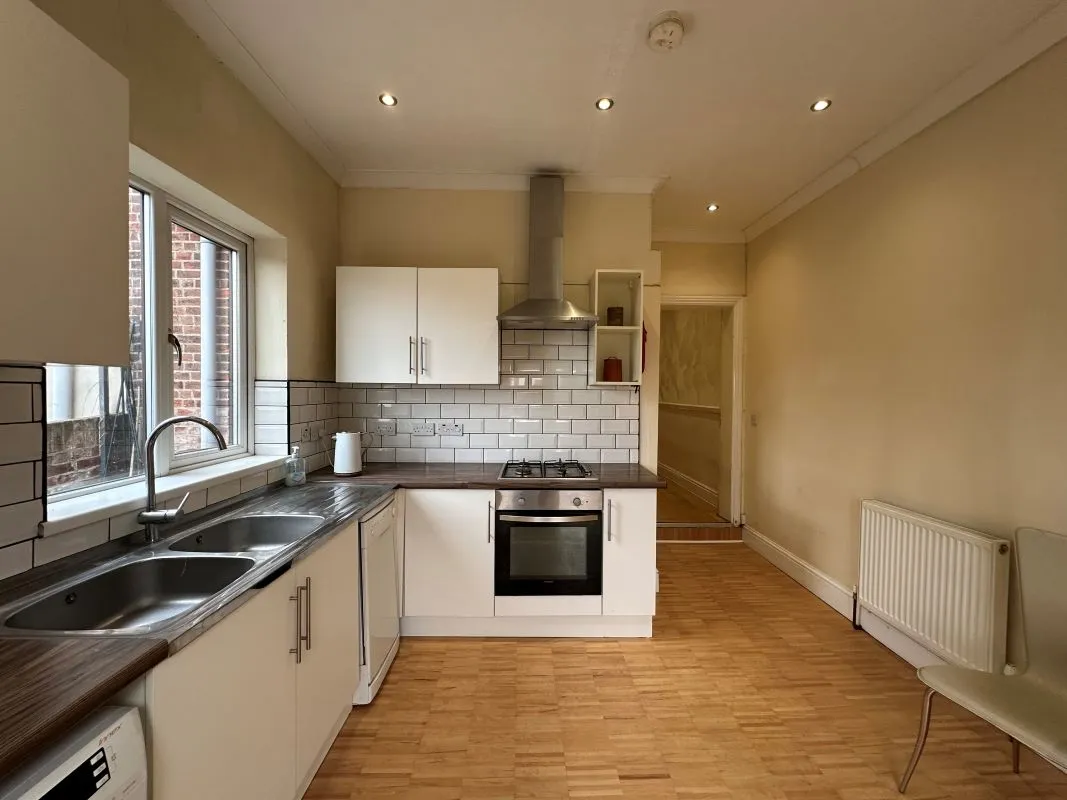 Doncaster, South Yorkshire, DN4 0RD - Online Auctions