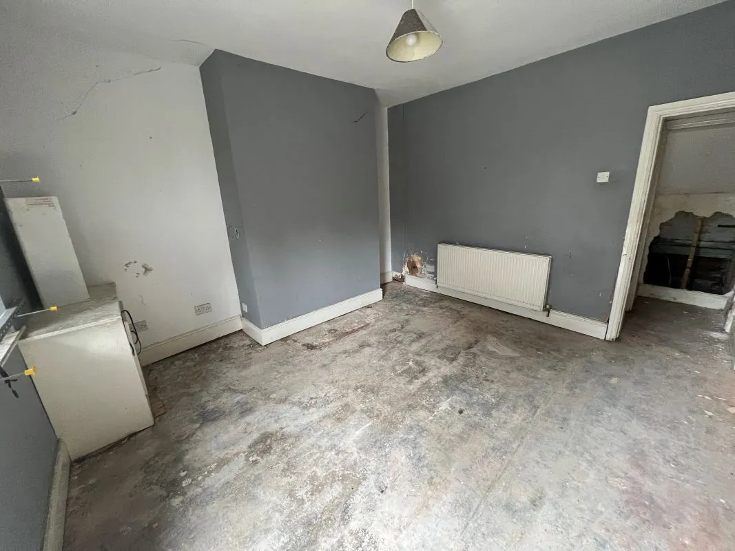 Goldthorpe, Rotherham, South Yorkshire, S63 9HP - Online Auctions