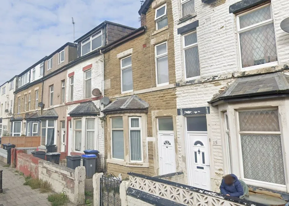 Blackpool, Lancashire, FY1 6EF - Online Auctions