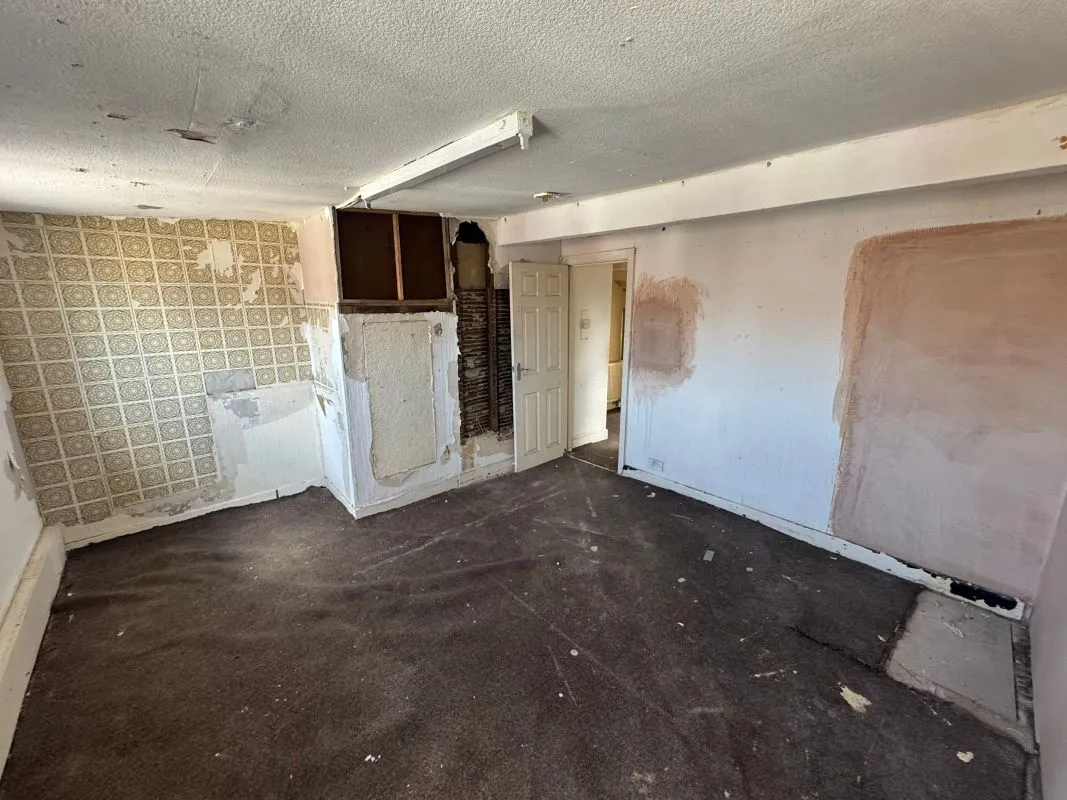 Blackpool, Lancashire, FY1 6EF - Online Auctions