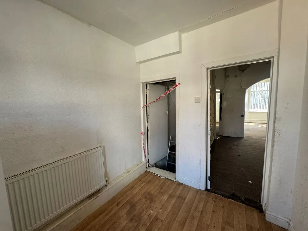Blackpool, Lancashire, FY1 6EF - Online Auctions