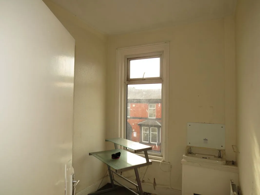 Blackpool, Lancashire, FY1 4LY - Online Auctions