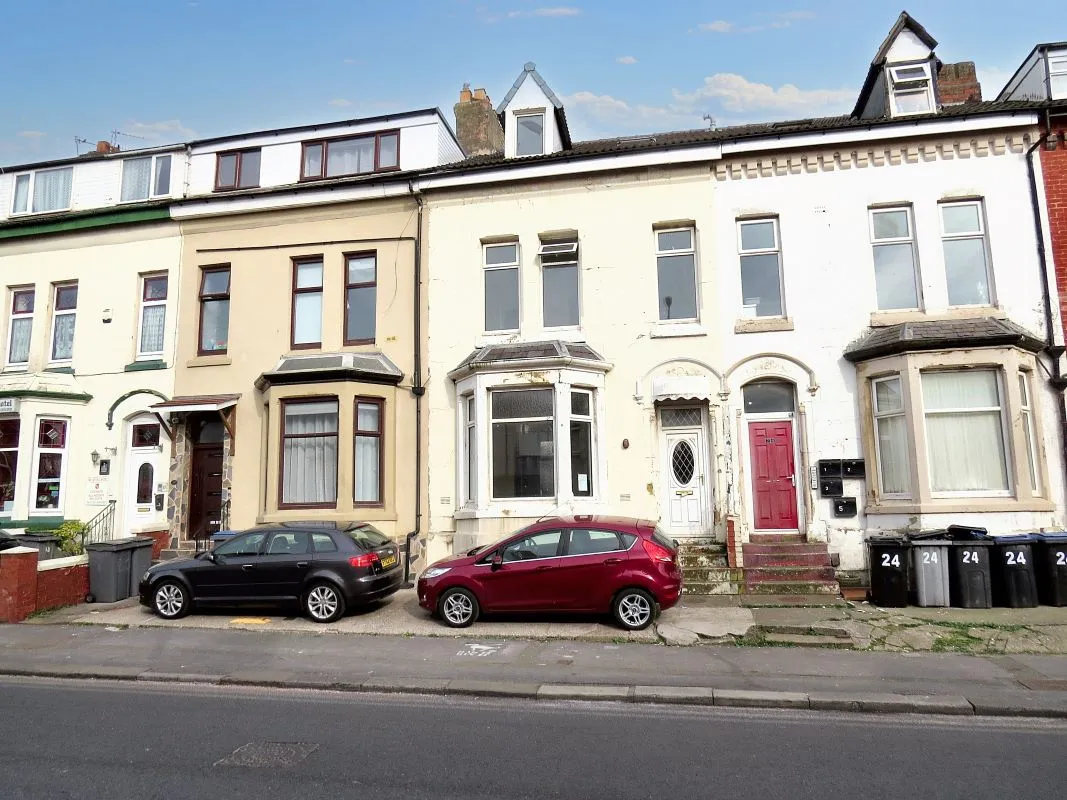 Blackpool, Lancashire, FY1 4LY - Online Auctions