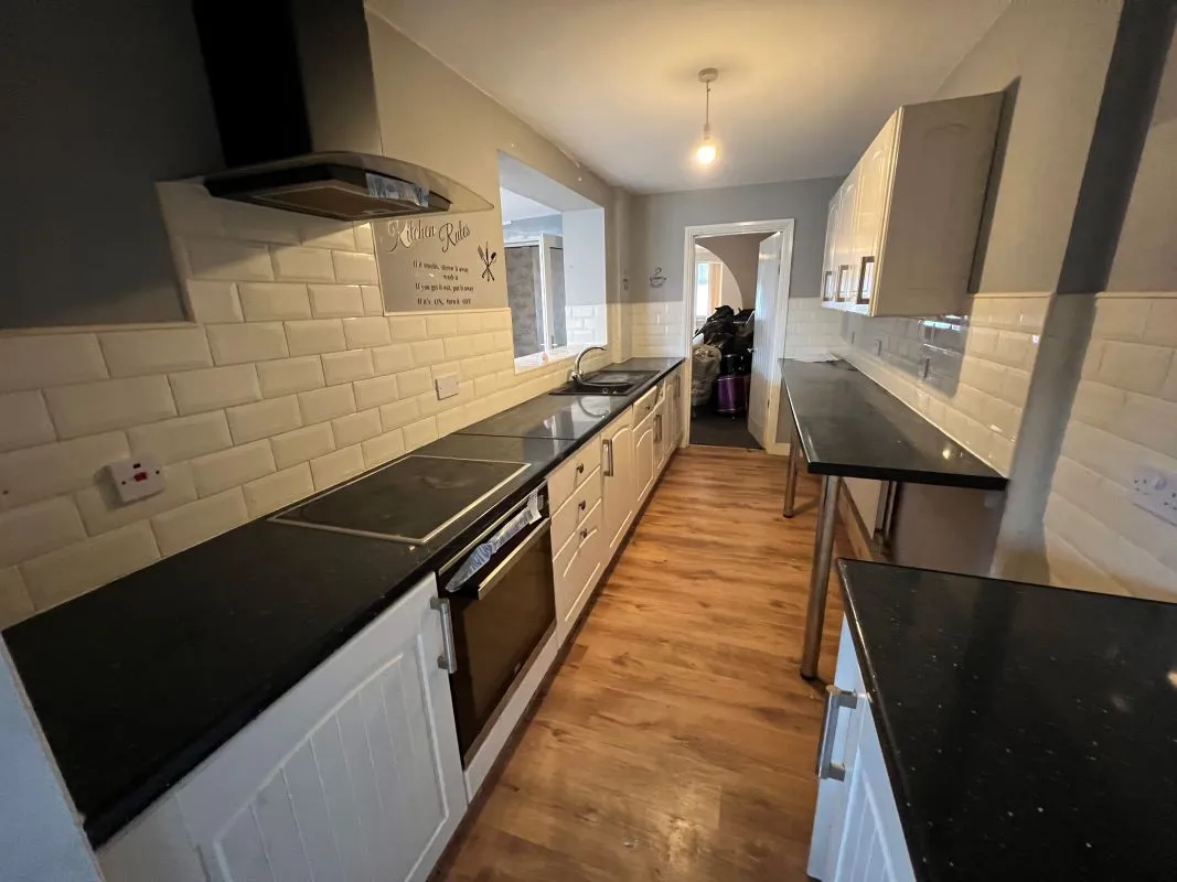 Edlington, Doncaster, South Yorkshire, DN12 1BP - Online Auctions