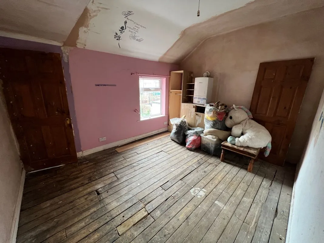 Edlington, Doncaster, South Yorkshire, DN12 1BP - Online Auctions