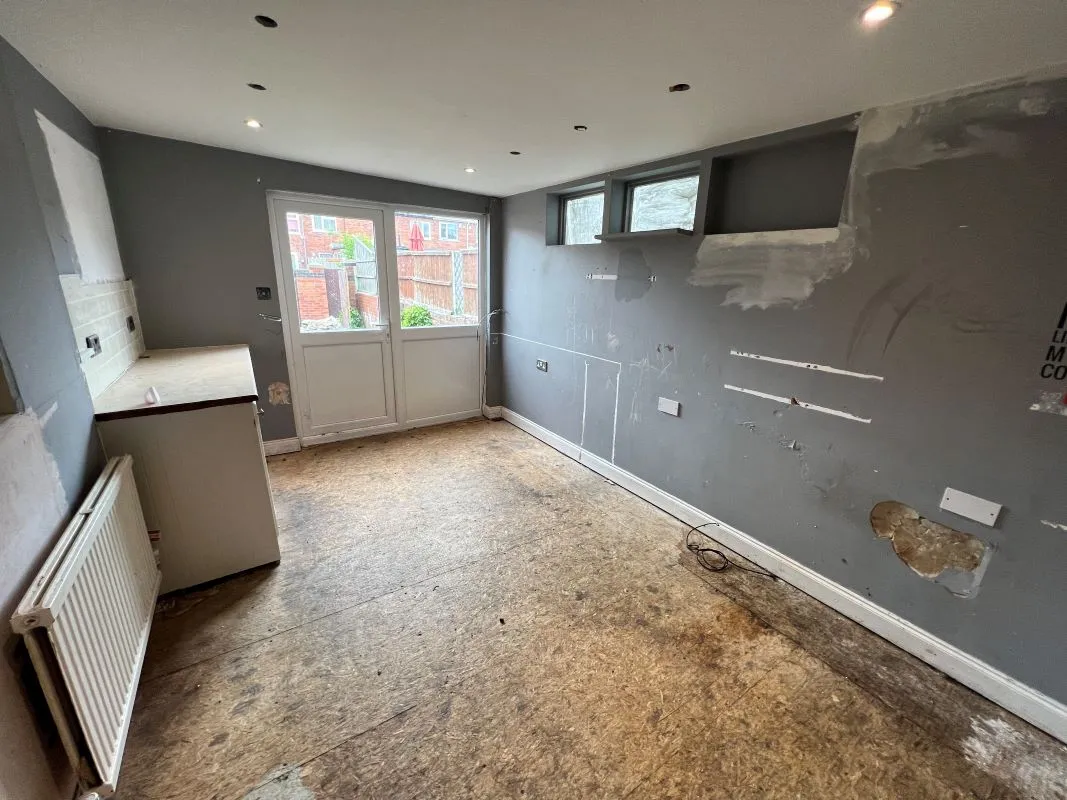 Edlington, Doncaster, South Yorkshire, DN12 1BP - Online Auctions