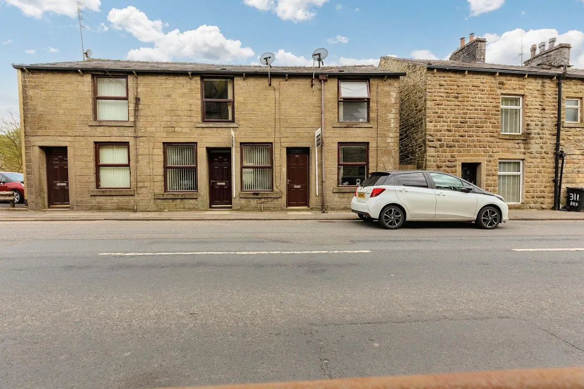 Rossendale, Lancashire, BB4 9JR - Online Auctions