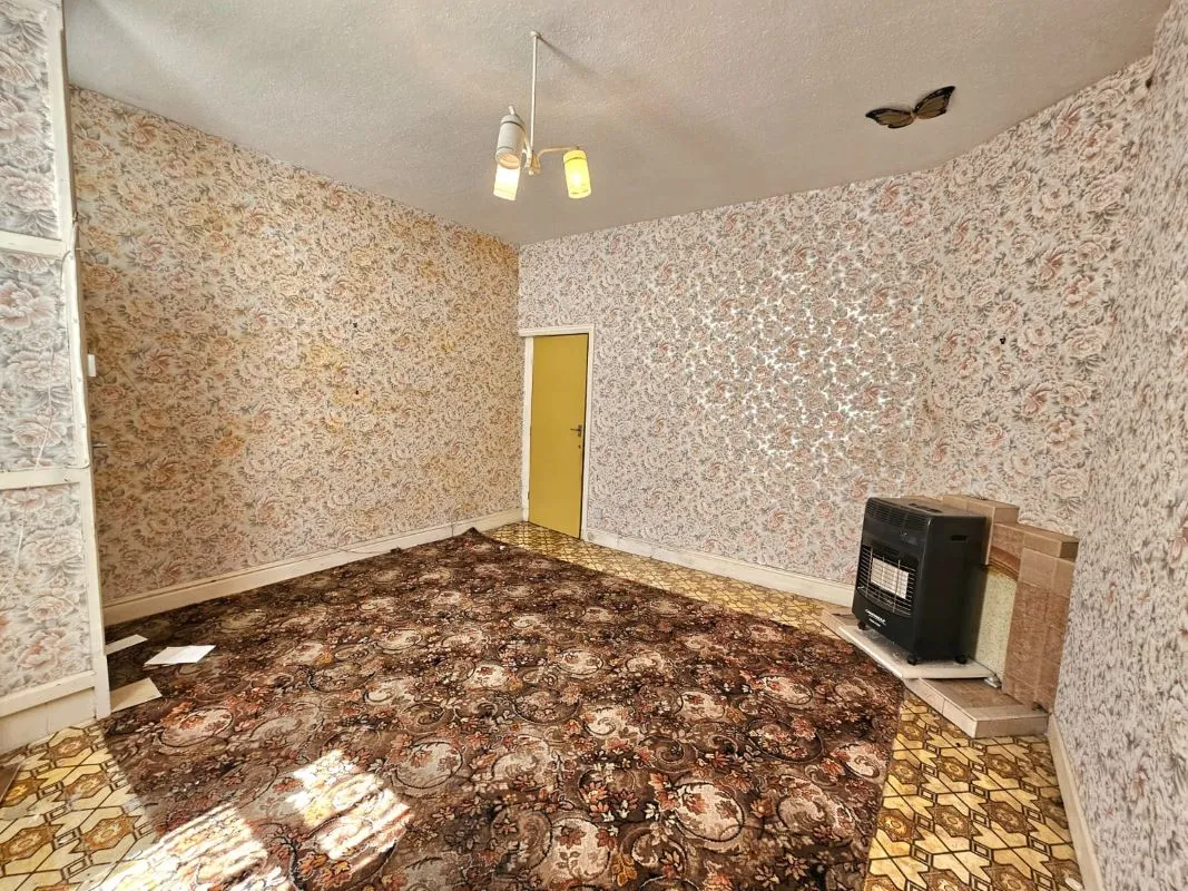 Blackpool, Lancashire, FY1 6DA - Online Auctions