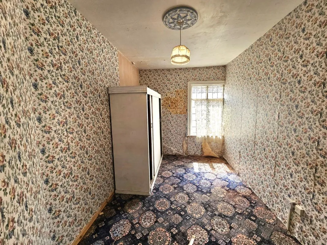Blackpool, Lancashire, FY1 6DA - Online Auctions