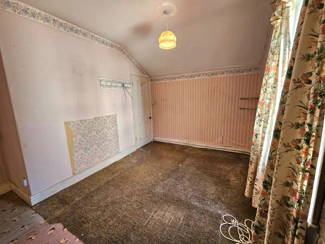Blackpool, Lancashire, FY1 6DA - Online Auctions