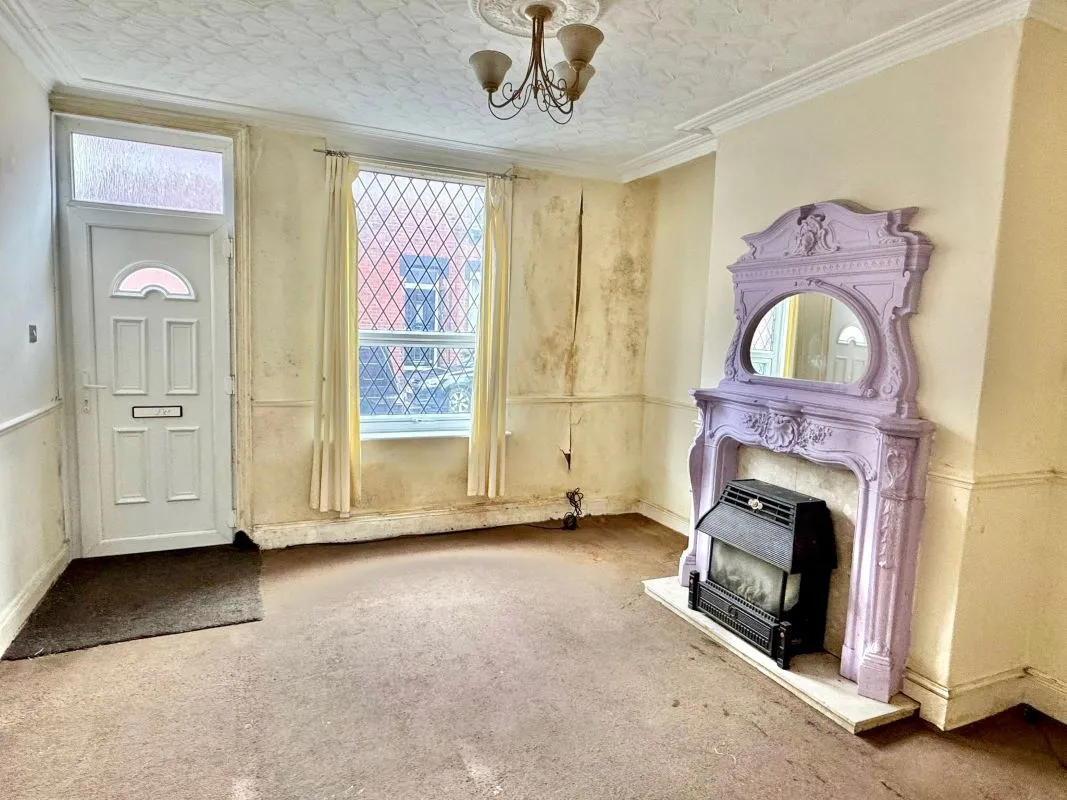 Leeds, West Yorkshire, LS9 9BT - Online Auctions