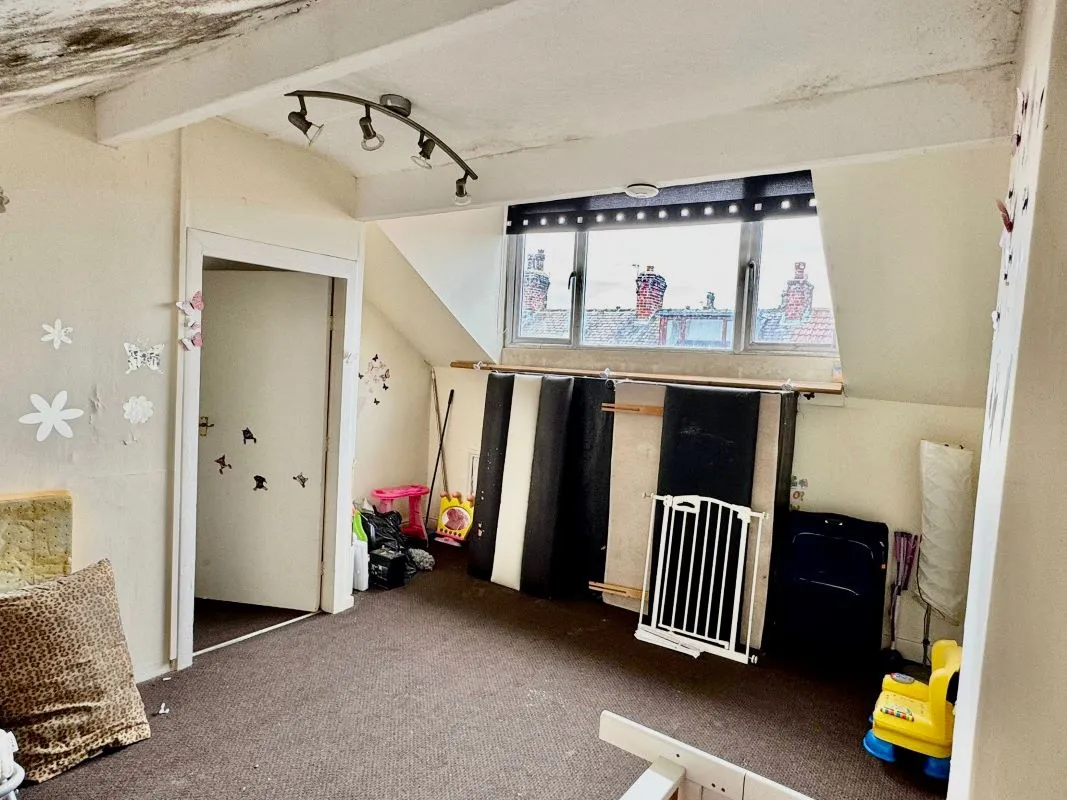 Leeds, West Yorkshire, LS9 9BT - Online Auctions