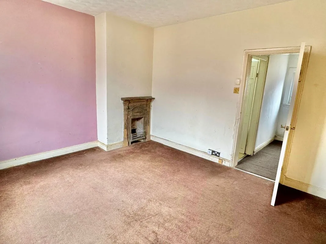 Leeds, West Yorkshire, LS9 9BT - Online Auctions