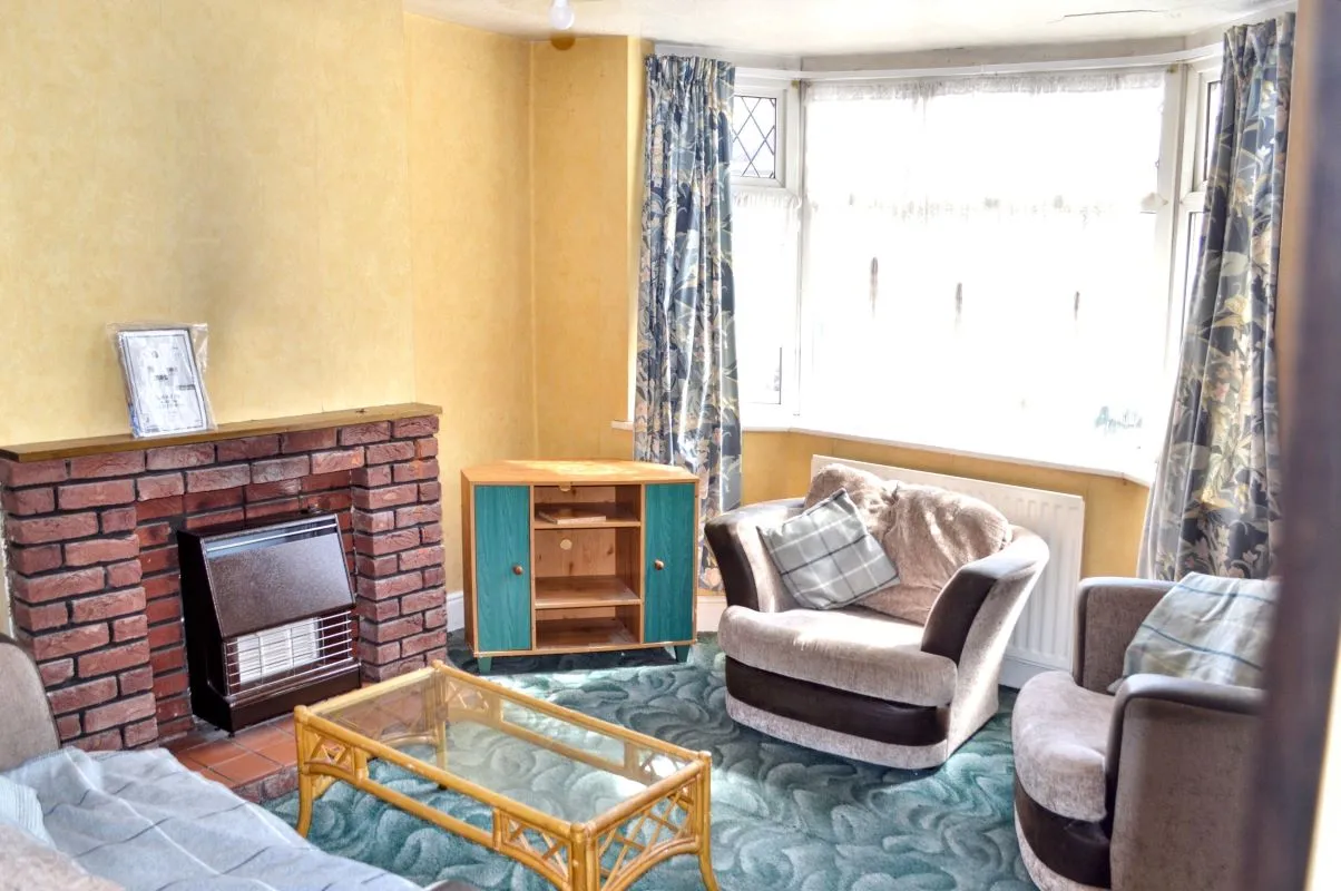 Coventry, West Midlands, CV6 7DE - Online Auctions