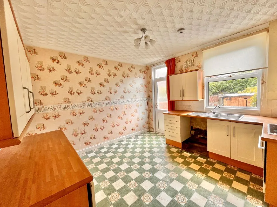 Barnsley, South Yorkshire, S70 4PH - Online Auctions