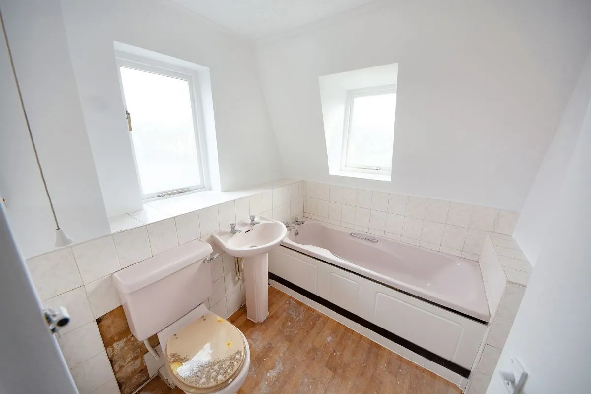 Albany Court, Luton, Bedfordshire, LU1 1NP - Online Auctions