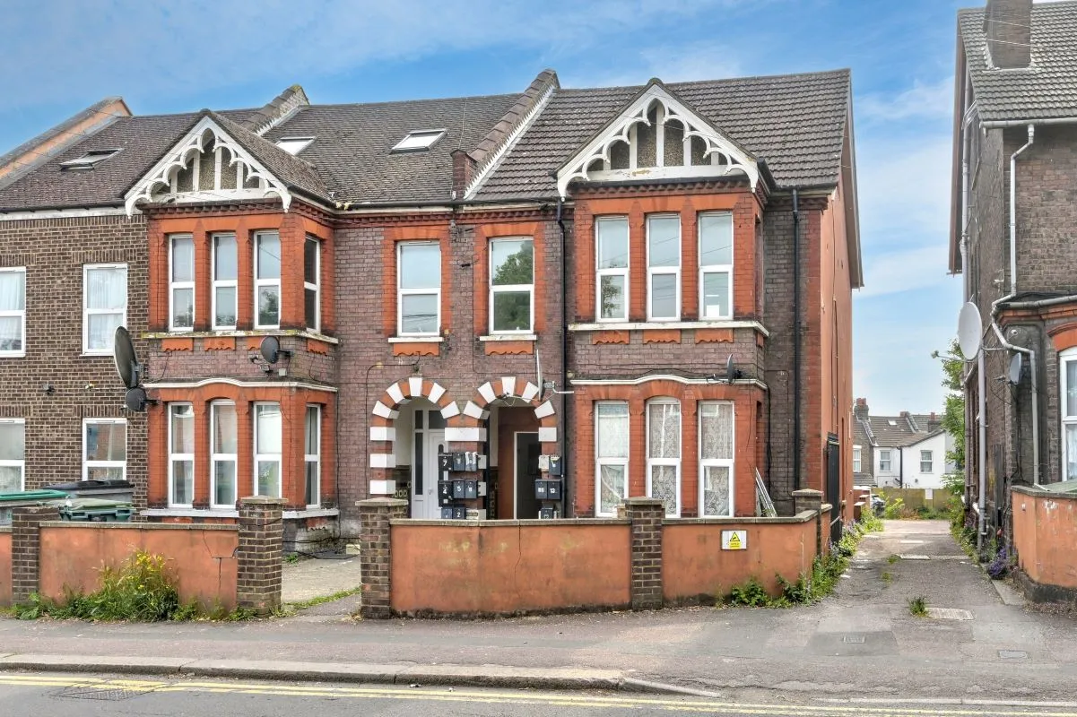 23-25 Biscot Road, Luton, Bedfordshire, LU3 1AH - Online Auctions