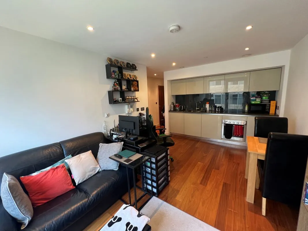 City Lofts St. Pauls, Sheffield, South Yorkshire, S1 2LB - Online Auctions