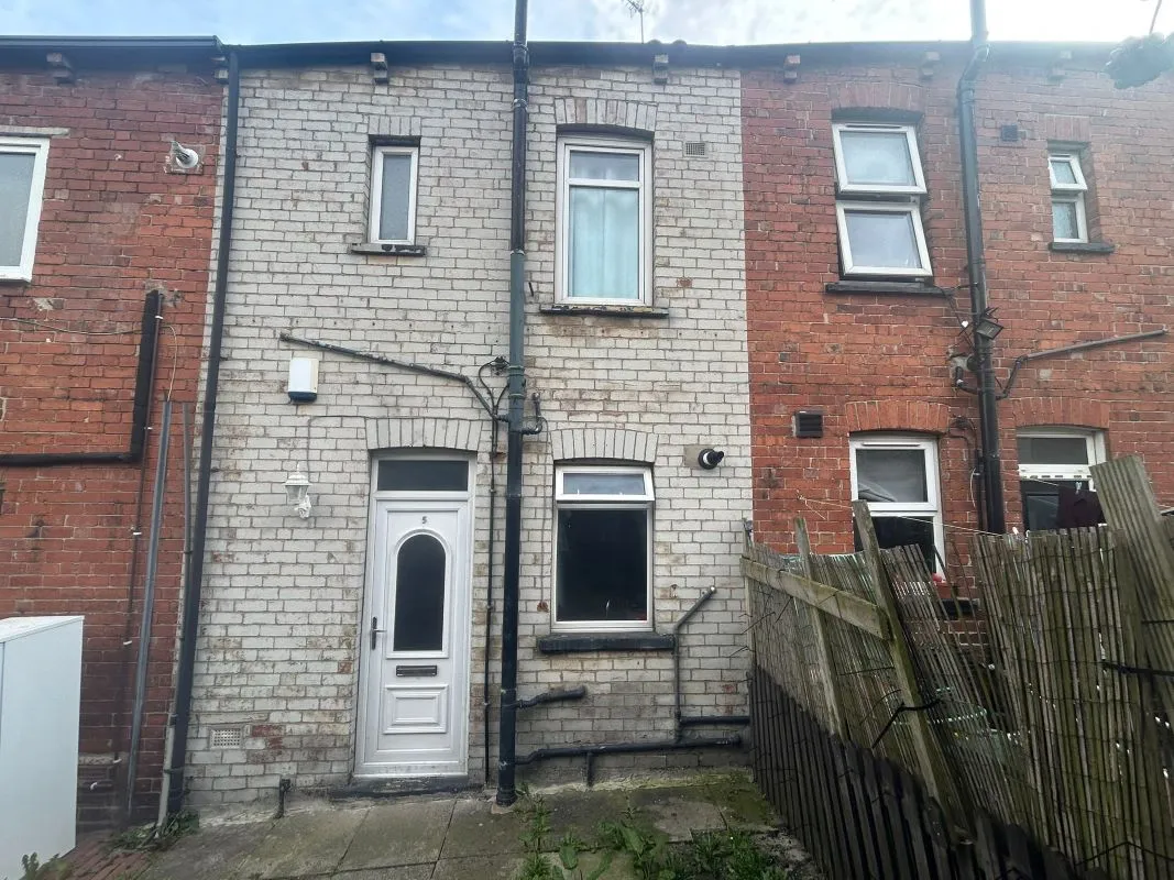 Barnsley, South Yorkshire, S70 4JE - Online Auctions
