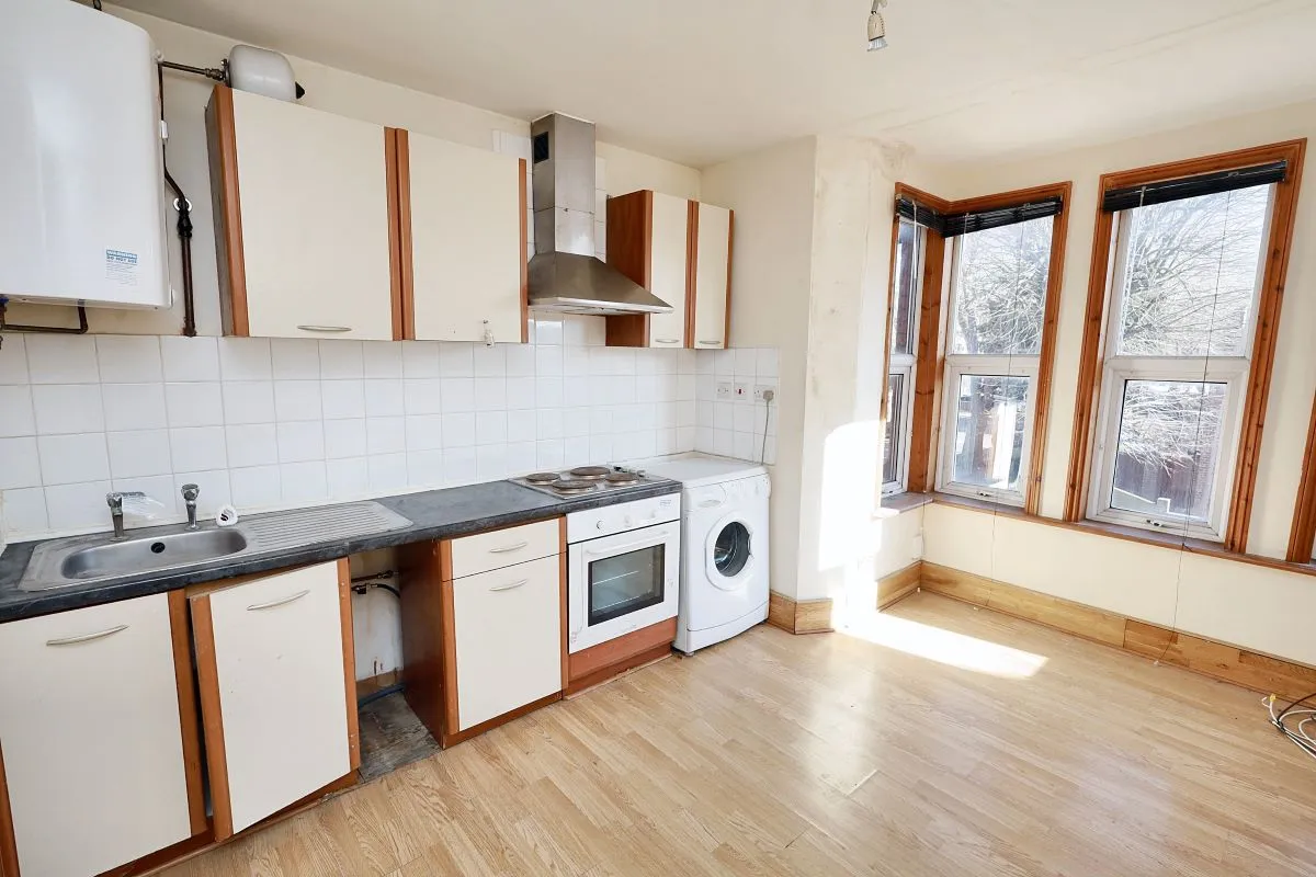 23-25 Biscot Road, Luton, Bedfordshire, LU3 1AH - Online Auctions