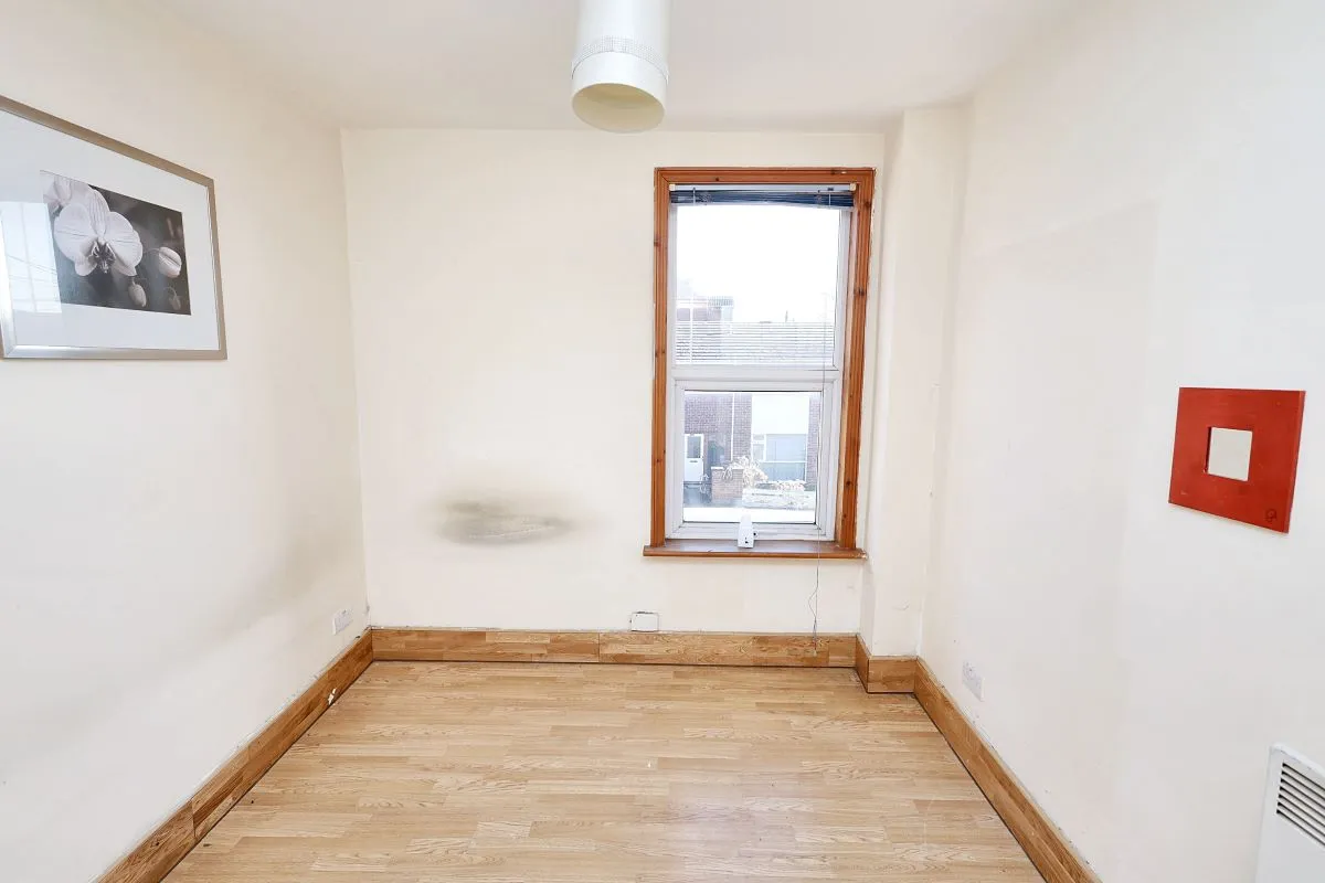 23-25 Biscot Road, Luton, Bedfordshire, LU3 1AH - Online Auctions