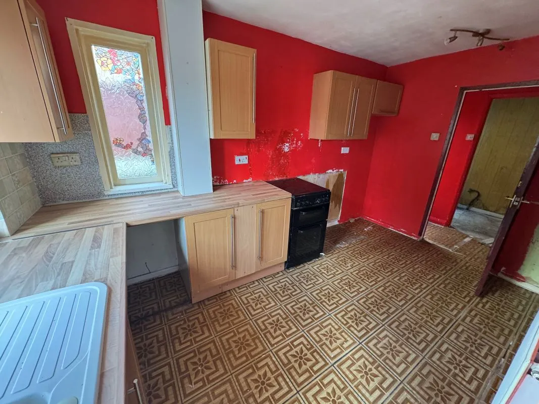 Eckington, Sheffield, South Yorkshire, S21 4AQ - Online Auctions